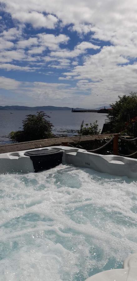 The Grey Gull Hotel Ardrishaig Exterior photo
